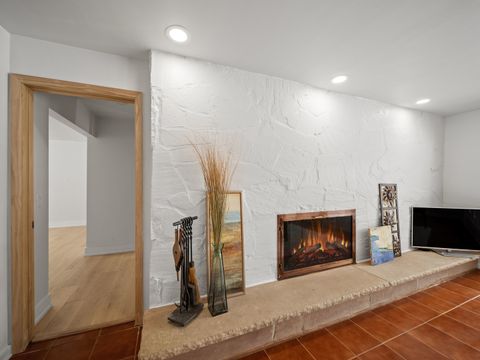 Tiny photo for 16 Yorkshire Drive, Lincolnshire, IL 60069 (MLS # 12572421)