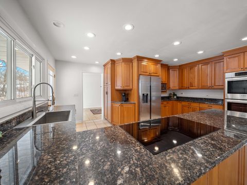 Tiny photo for 16 Yorkshire Drive, Lincolnshire, IL 60069 (MLS # 12572421)