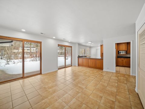 Tiny photo for 16 Yorkshire Drive, Lincolnshire, IL 60069 (MLS # 12572421)