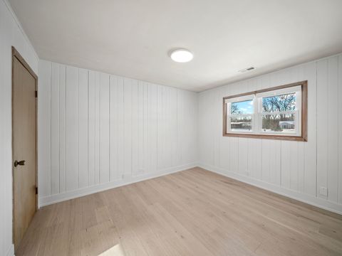 Tiny photo for 16 Yorkshire Drive, Lincolnshire, IL 60069 (MLS # 12572421)