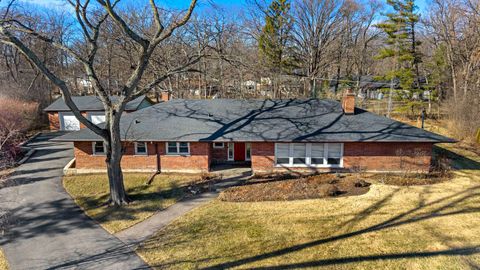 Tiny photo for 16 Yorkshire Drive, Lincolnshire, IL 60069 (MLS # 12572421)