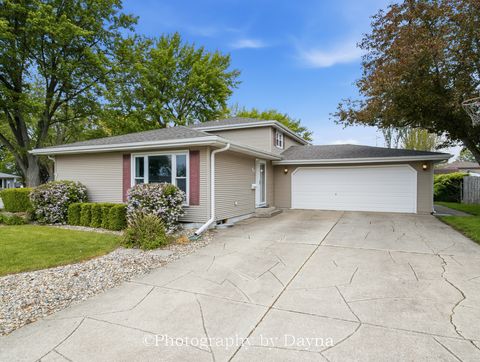 Tiny photo for 60 Hilltop Drive, Bourbonnais, IL 60914 (MLS # 12636977)