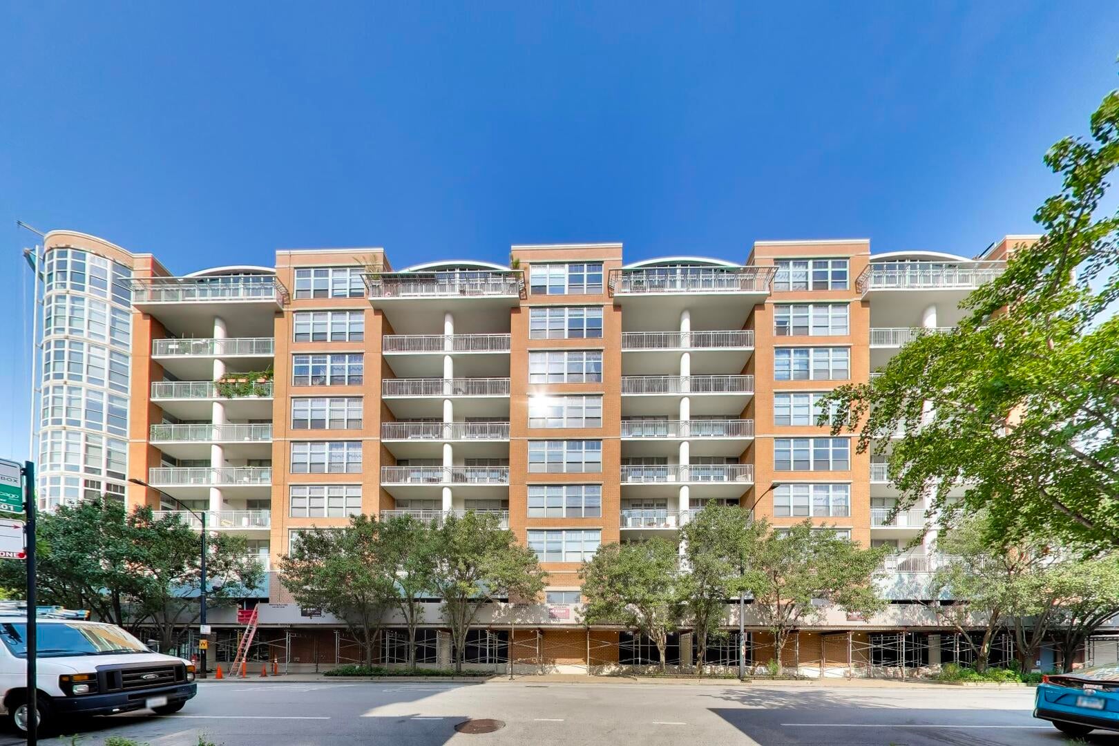 1200 W Monroe Street 510