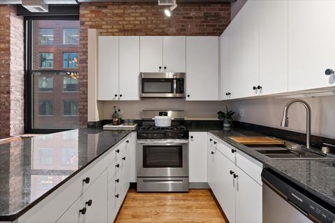 Tiny photo for 300 W Grand Avenue #302, Chicago, IL 60654 (MLS # 12595773)