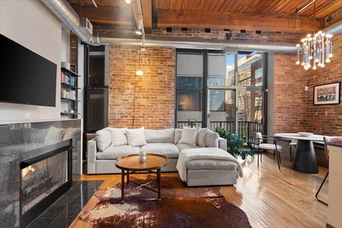 Tiny photo for 300 W Grand Avenue #302, Chicago, IL 60654 (MLS # 12595773)