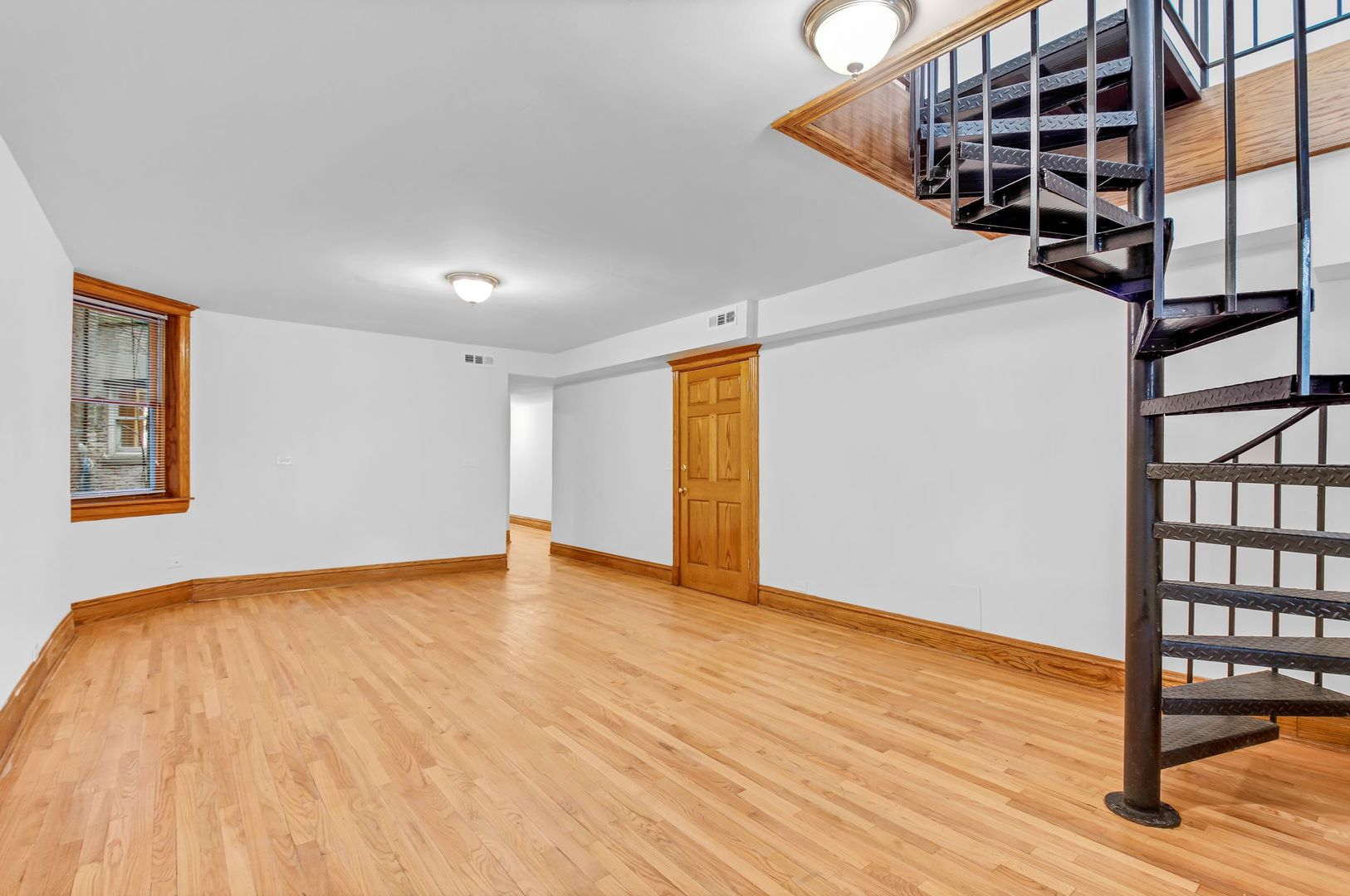 1415 W Belle Plaine Avenue 1