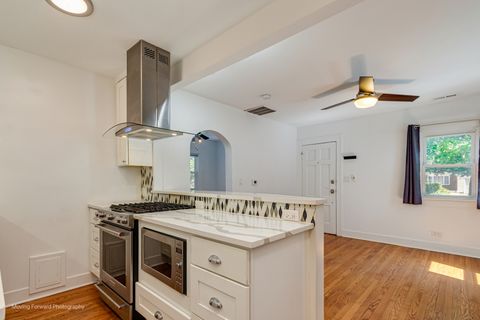Tiny photo for 344 S Mason Street, Bensenville, IL 60106 (MLS # 12473978)