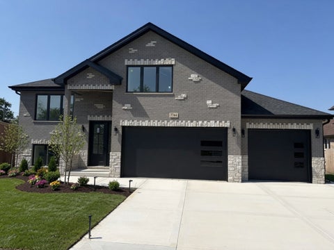 MLS: 12698431