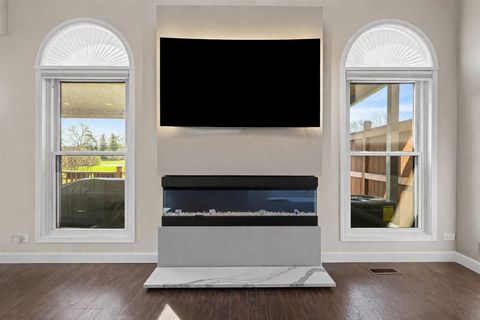 Tiny photo for 547 Rosebud Drive S, Lombard, IL 60148 (MLS # 12610211)