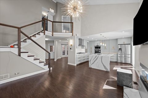 Tiny photo for 547 Rosebud Drive S, Lombard, IL 60148 (MLS # 12610211)