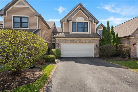 Photo of 547 Rosebud Drive S, Lombard, IL 60148 (MLS # 12610211)