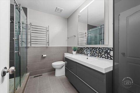 Tiny photo for 547 Rosebud Drive S, Lombard, IL 60148 (MLS # 12610211)