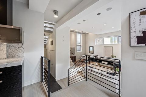 Tiny photo for 2209 N Seminary Avenue, Chicago, IL 60614 (MLS # 12507680)