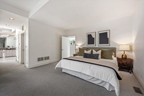 Tiny photo for 2209 N Seminary Avenue, Chicago, IL 60614 (MLS # 12507680)