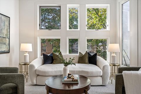 Tiny photo for 2209 N Seminary Avenue, Chicago, IL 60614 (MLS # 12507680)