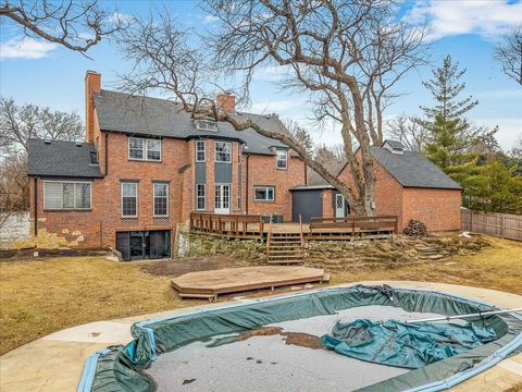 Tiny photo for 2014 Glenview Road, Rockford, IL 61107 (MLS # 12581498)