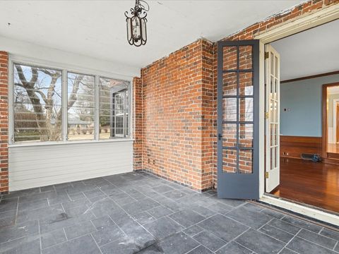 Tiny photo for 2014 Glenview Road, Rockford, IL 61107 (MLS # 12581498)