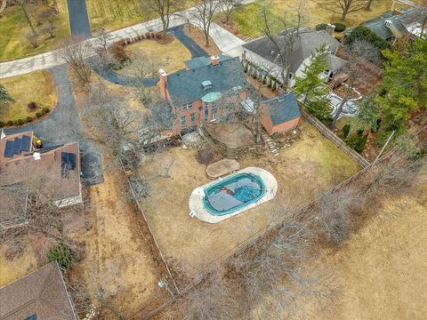 Tiny photo for 2014 Glenview Road, Rockford, IL 61107 (MLS # 12581498)