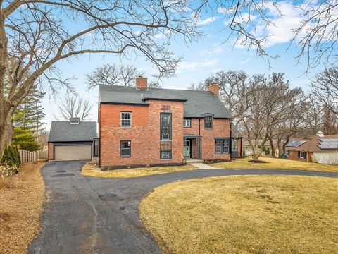 Tiny photo for 2014 Glenview Road, Rockford, IL 61107 (MLS # 12581498)