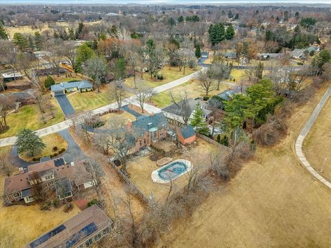 Tiny photo for 2014 Glenview Road, Rockford, IL 61107 (MLS # 12581498)