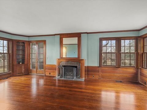 Tiny photo for 2014 Glenview Road, Rockford, IL 61107 (MLS # 12581498)