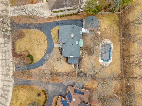 Tiny photo for 2014 Glenview Road, Rockford, IL 61107 (MLS # 12581498)