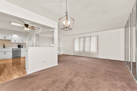 Tiny photo for 15409 S 73rd Avenue #6, Orland Park, IL 60462 (MLS # 12538011)