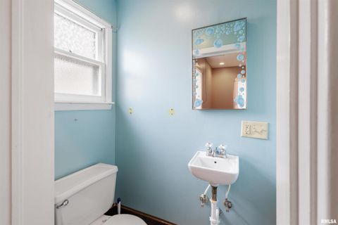 Tiny photo for 607 N LOGAN Street, Marion, IL 62959 (MLS # EB460598)