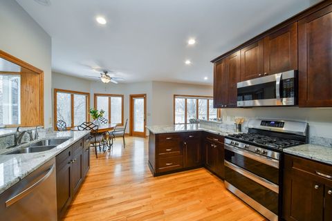 Tiny photo for 723 Manor Hill Place, Sugar Grove, IL 60554 (MLS # 12547109)