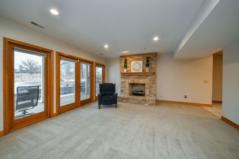 Tiny photo for 723 Manor Hill Place, Sugar Grove, IL 60554 (MLS # 12547109)