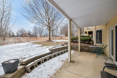 Tiny photo for 723 Manor Hill Place, Sugar Grove, IL 60554 (MLS # 12547109)