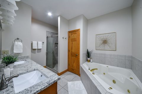 Tiny photo for 723 Manor Hill Place, Sugar Grove, IL 60554 (MLS # 12547109)