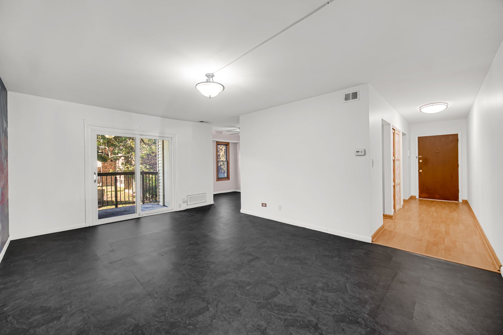 2025 Country Club Drive 11