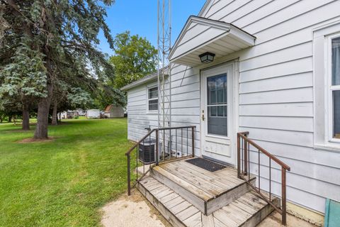 Tiny photo for 213 Hager Avenue, Milledgeville, IL 61051 (MLS # 12456409)