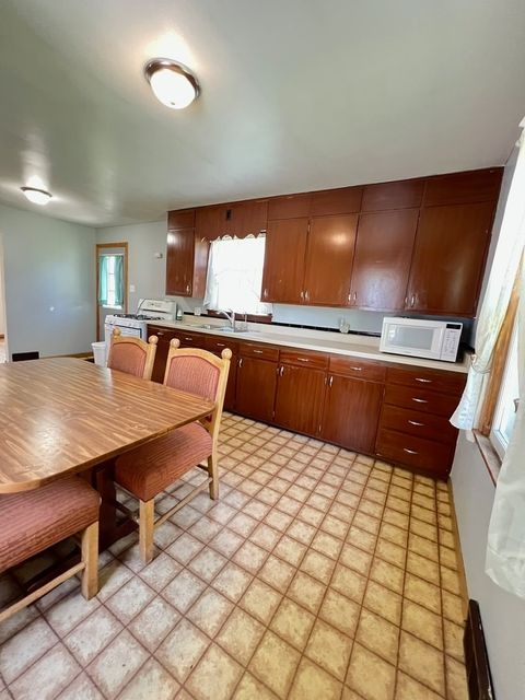 Tiny photo for 213 Hager Avenue, Milledgeville, IL 61051 (MLS # 12456409)