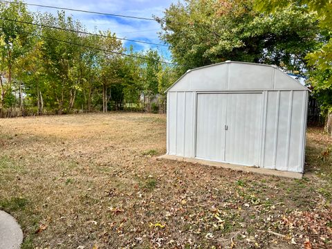 Tiny photo for 3112 Oak Avenue, Mattoon, IL 61938 (MLS # 12505602)