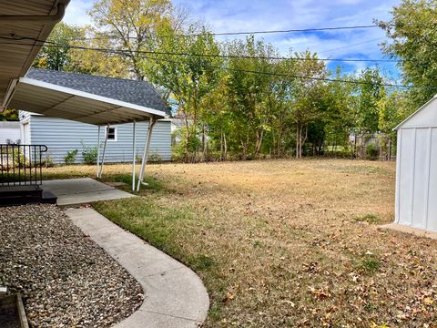Tiny photo for 3112 Oak Avenue, Mattoon, IL 61938 (MLS # 12505602)