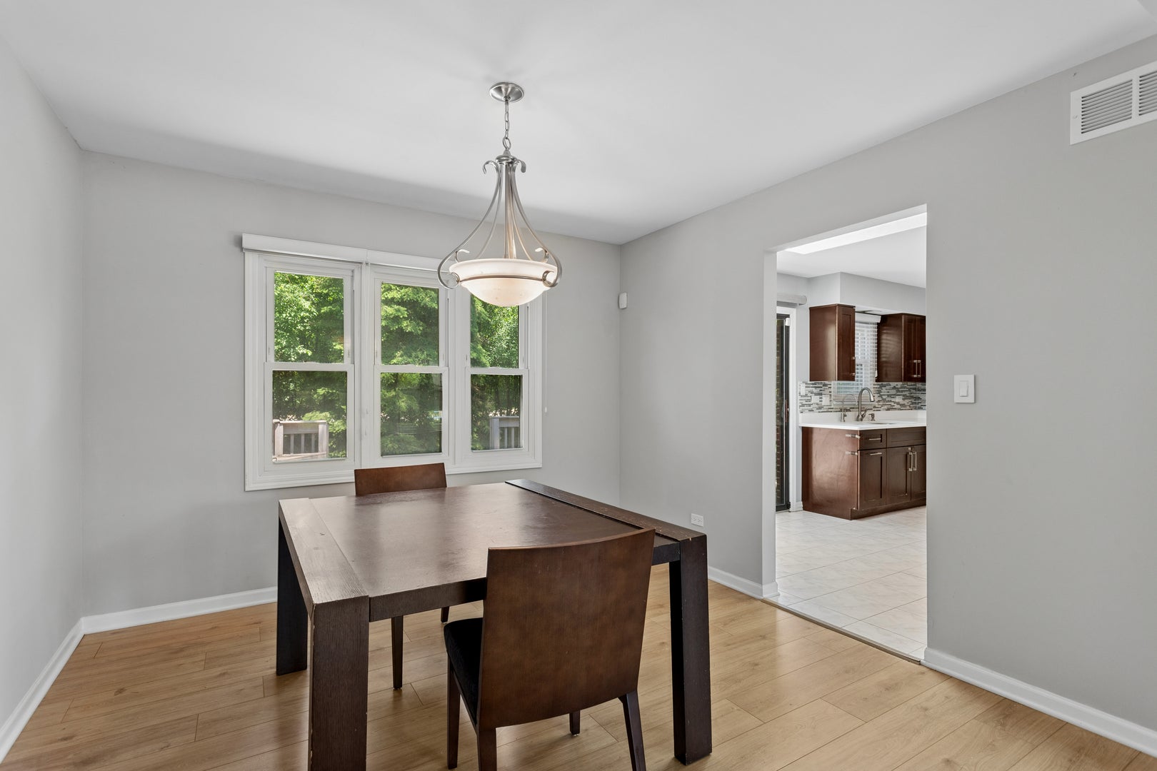 2214 Hamilton Lane