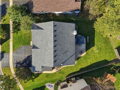 Tiny photo for 946 Oxford Court, Pingree Grove, IL 60140 (MLS # 12793224)