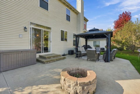 Tiny photo for 946 Oxford Court, Pingree Grove, IL 60140 (MLS # 12793224)
