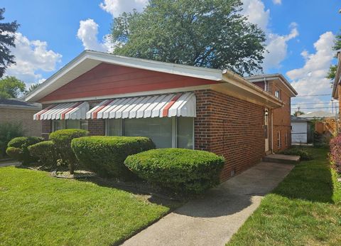 Photo of 12946 S Carpenter Street, Calumet Park, IL 60827 (MLS # 12466914) Photo of 12946 S Carpenter Street, Calumet Park, IL 60827 (MLS # 12466914)