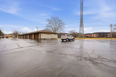 Tiny photo for 15140 Evergreen Drive #3D, Orland Park, IL 60462 (MLS # 12537546)