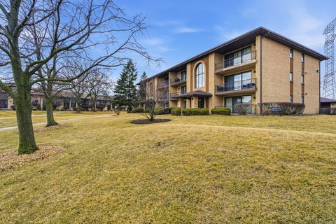 Tiny photo for 15140 Evergreen Drive #3D, Orland Park, IL 60462 (MLS # 12537546)