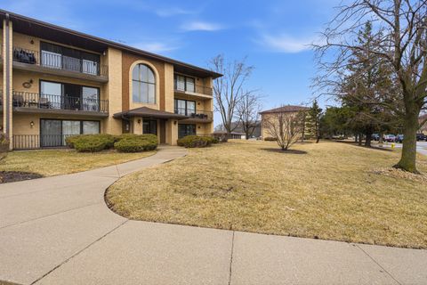 Tiny photo for 15140 Evergreen Drive #3D, Orland Park, IL 60462 (MLS # 12537546)