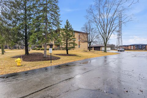 Tiny photo for 15140 Evergreen Drive #3D, Orland Park, IL 60462 (MLS # 12537546)
