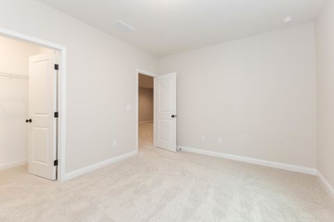 Tiny photo for 1906 Dunraven Road, Bloomington, IL 61704 (MLS # 12577436)