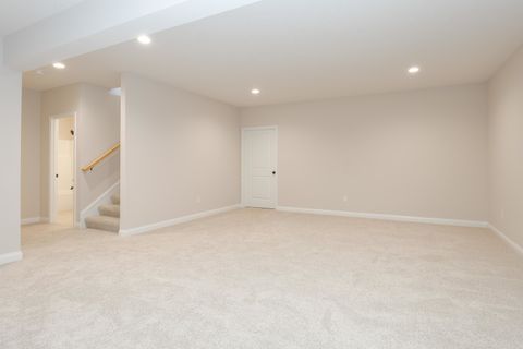 Tiny photo for 1906 Dunraven Road, Bloomington, IL 61704 (MLS # 12577436)