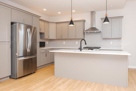 Tiny photo for 1906 Dunraven Road, Bloomington, IL 61704 (MLS # 12577436)