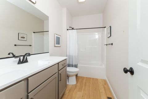 Tiny photo for 1906 Dunraven Road, Bloomington, IL 61704 (MLS # 12577436)