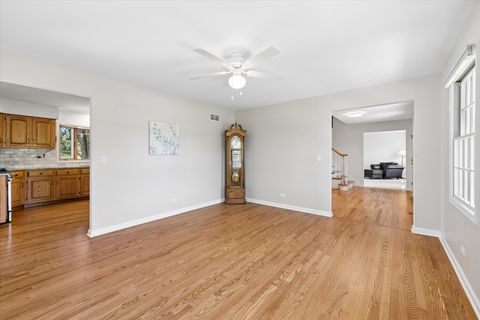 Tiny photo for 36W793 Red Gate Court, St. Charles, IL 60175 (MLS # 12649017)
